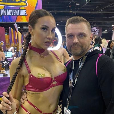 remy27x's profile picture. 