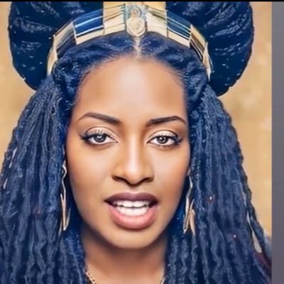 VenusDenise's profile picture. Entrepreneur