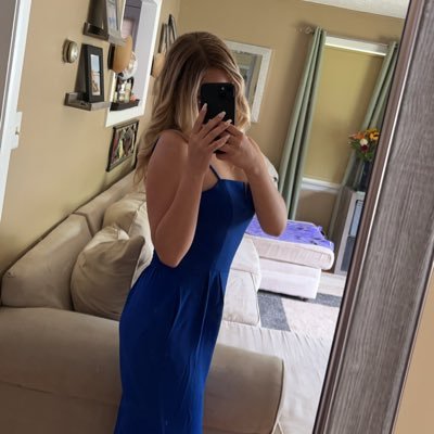 Calezia_d's profile picture. insta @caleziadow