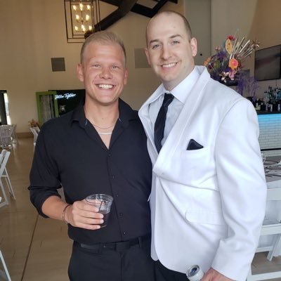 AverythaScon1's profile picture. Just your friendly neighborhood Car Salesman #GoPackGo🧀 🦌’N6 #SconnieNation