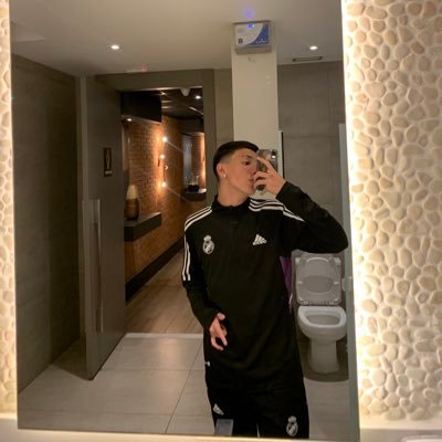 🦅🖤🤍