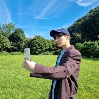 sol_bebe14's profile picture. 올프에 햄프 한국자 3n늦베베
낯가리는 엔프피 친해지면 주접킹 🐻🐶🐹🐸🐯🐱❣️