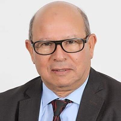 Professeur à la faculté de droit de tanger Président de l'union marocaine des conseils et associations de la société civile, membre de Kettering foundation usa.