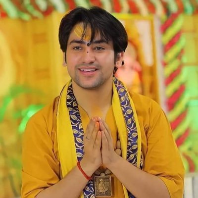 ⚖️अधिवक्ता ॥ पूर्व बजरंग दल सहसंयोजक ॥ पूर्व उपाध्यक्ष राष्ट्रीय ब्राह्मण युवजन महासभा ॥ जूनियर काउंसिल दिल्ली साकेत कोर्ट॥ (यहूदो हनूद){मोदी समर्थक}