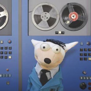 melondramaa's profile picture. ella/she/her. basically just trash