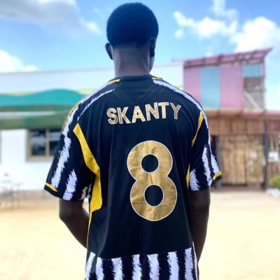 Skantybwoy9's profile picture. God First🙏🕊️. Life is very short to live by other people’s opinion.TikTok @skanty890 Instagram @skantybwoy94 Big fan of Liverpool football club ❤️⭐️