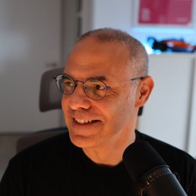 Madriz's profile picture. I'm an engineer