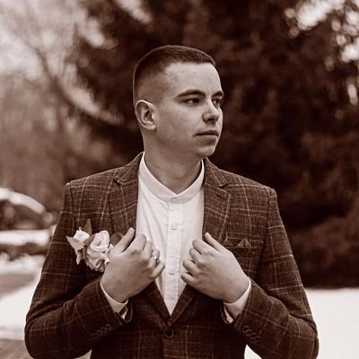 RomanIv18260762's profile picture. 