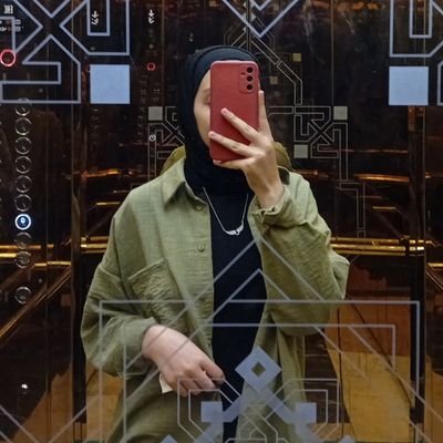 Palestinian 🇵🇸 | Trying to survive the genocide.
Please support my family in these hard days ⬇️