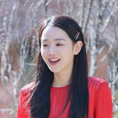 _chaa_w's profile picture. 