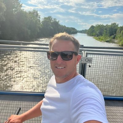 Senior Physiotherapist @BCFC | Former @Offical_BRFC, @BristolCityFC, @OUFCOfficial & @OfficialECFC | MSc BSc | Pug Father | Rubbish golfer