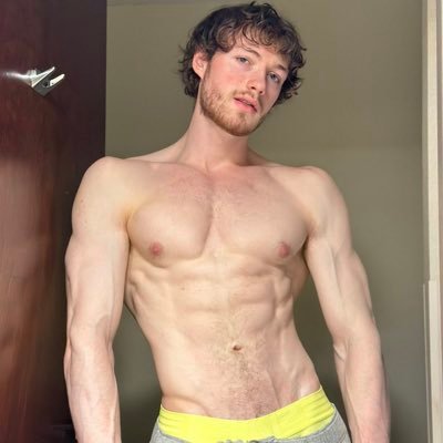 fitness and fashion. If you need nasty content send me a DM here. My Twitter Dm accepts everyone ❤️ 😈…Note: my contents aren’t free