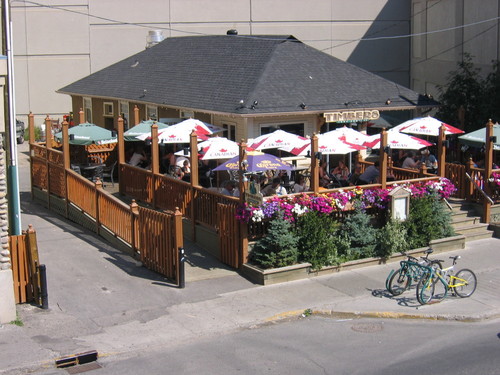 locally owned & operated corner of bear & Wolf st off banff ave Itaian cuisine house made,