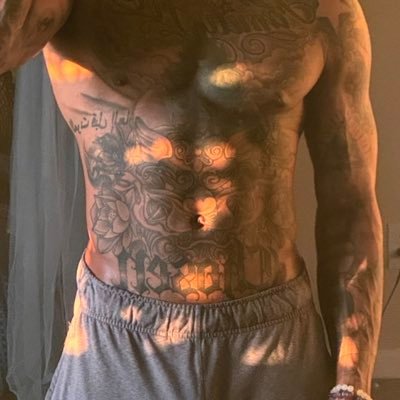 freakzchi's profile picture. 