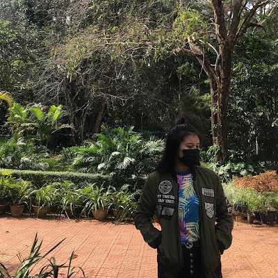 thuz03's profile picture. 