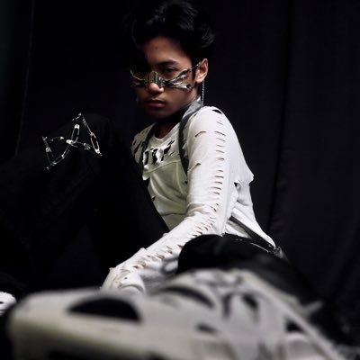 chelemezu's profile picture. you're somewhere, i'm sure