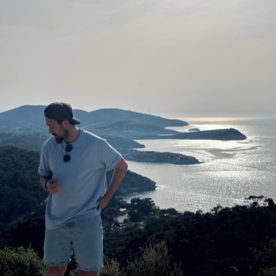 enescambaz's profile picture. boşa harca bi çoğunu çok mühimken seneler