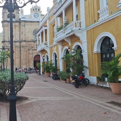 ever112769's profile picture. persona trabajadora sincera