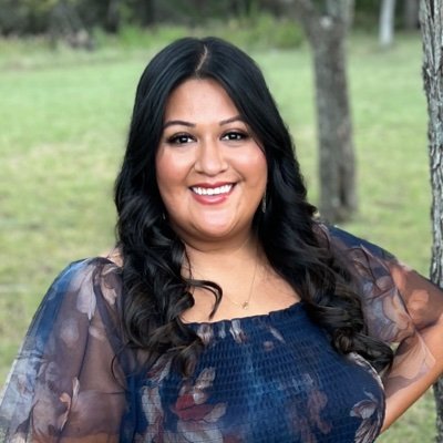 HTX🤘🏽 🍎 3rd Grade Teacher 💻Tech User 🌮Runs on Tacos and Dr. Pepper