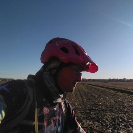 k_ez2517's profile picture. Geek / Dad