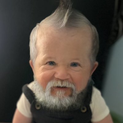 xtable4twox's profile picture. #flare