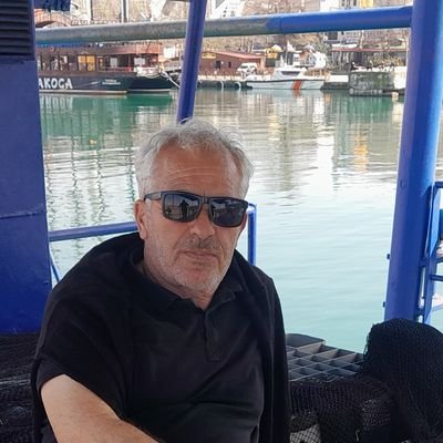 ismaila14252630's profile picture. sazan sarmalında bir yolcu ...!

A traveler in a carp spiral