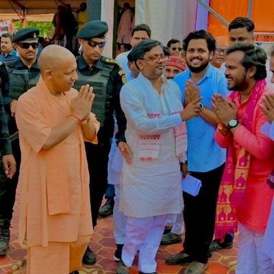 हिन्दू @Bjp4Duddhi पूर्वमण्डल महामंत्री, छात्रसंघ उपाध्यक्ष(2016-17) @BJP4Sonbhadra IT Cell & Nationalism | RSS,ABVP,VHP,workar |student Union activity | Media