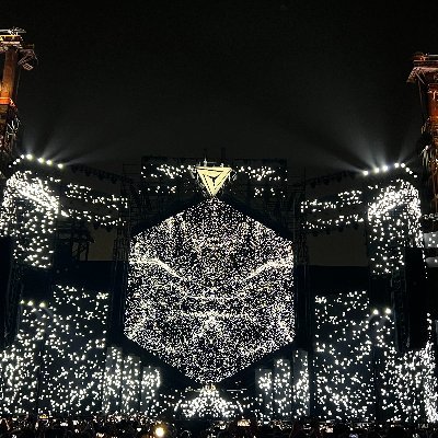 Lzitrone2333's profile picture. 