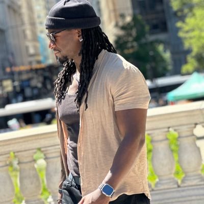 Former collegiate athlete, current grad school student. Just figuring things out a day at a time. 👌🏾👻willywanpa