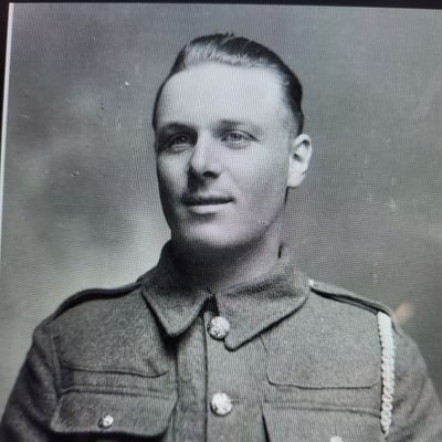 The story of 28 men of Richmond Park Road Kingston who died in The Great War. One ordinary road, one extraordinary story of lives and loss. CWGC EOHO volunteer.
