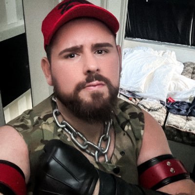 Gay Adult content 🔞 | He,Him,His 🏳️🌈 | Partner @Gloryhole_13 👨❤️👨 | 🇬🇧 | Leather 🖤💙🤍|♋️