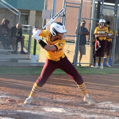 KenleighD16's profile picture. Beaumont United HS 🎓25/ COMMITED 💙💛JCU 💜💛MOJO 18u Gold Sheffield 🥎 LF/ UTILITY #1/ 2023 & 2024 21-6A 1st Team All-District 🏐 OH/DS #7 5’7 * 150lbs
