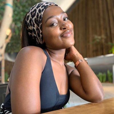 sinenhlanhla00's profile picture. 