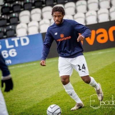 Momodoujj24's profile picture. …