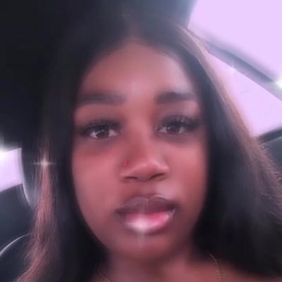 The definition of a good girl 😉. My life is simple my kids & money period. Motion Queen 💚‼️ LLR 🕊️😮💨 grabbersbytt💅