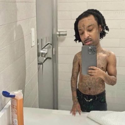 albertomar0190's profile picture. 