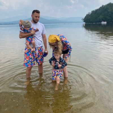 ECominsky's profile picture. 