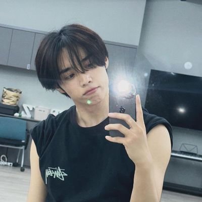 they/them. (fa) simp account for kim sunwoo and i'm loud if you feel uncomfortable don't follow.