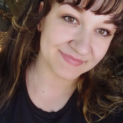 29. PNW ✌ Coffeeholic w/ a bipolar taste in music.
Arts & Crafts by Shalane
