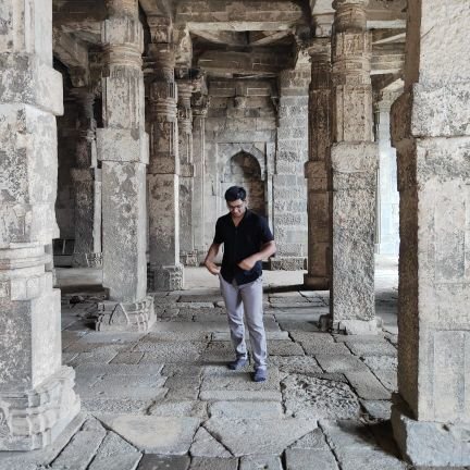 StarkReactor8's profile picture. Future