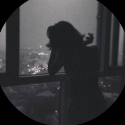 من لايكتفي بك لايستحقك👸🏽.