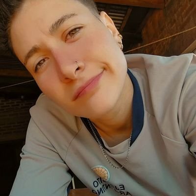 ~Es inmortal sentirse mal por haber querido tanto.

~sin miedo por si mañana me muero🍀