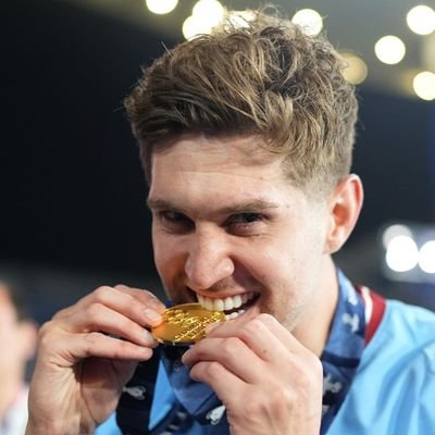 21💙🤍🐝 | @ManCity 💙🤍🐝 | Stones Enthusiast 💙🤍🐝 | CTID 💙🤍🐝