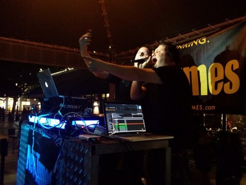 dj_v_ez's profile picture. 