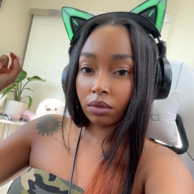 Pretty Gurl From Da Souf 🪬| Gamer | Content Creator 🎮 | M.A Forensic Psych. 📚| Therapist ❤️ |