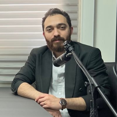 vahid_radnejad's profile picture. عاقبت خاک گل کوزه گران خواهیم شد