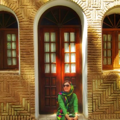 Maahii_77's profile picture. مینویسم یه وقت تو دلم نمونه 🌿
|هُنر🖌️🎨