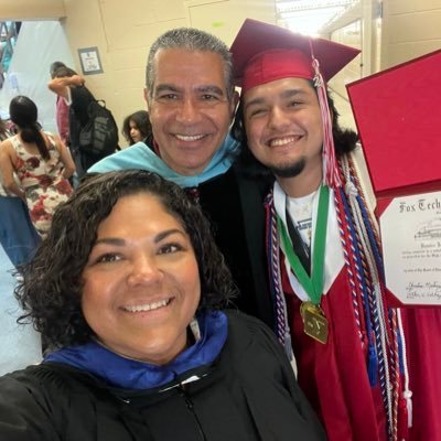 SheRaisesUpKids's profile picture. she/ her I am here to advocate for all young people and families in San Antonio through my work @uppartnershipsa and as a @saisd trustee