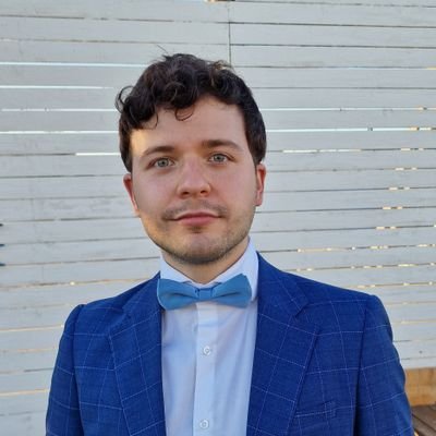 PhD in Chemistry. Expert in interfacial techniques. Post-doc at the CBS (CNRS), working with correlative AFM-fluorescence techniques on protein droplets.