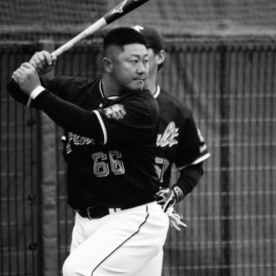 修徳高校 オリックスバファローズ30番 中日ドラゴンズ37番 東京ヤクルトスワローズ プロ生活14年目66番 応援よろしくお願いします!!本人とマネージャーで更新をしております👍